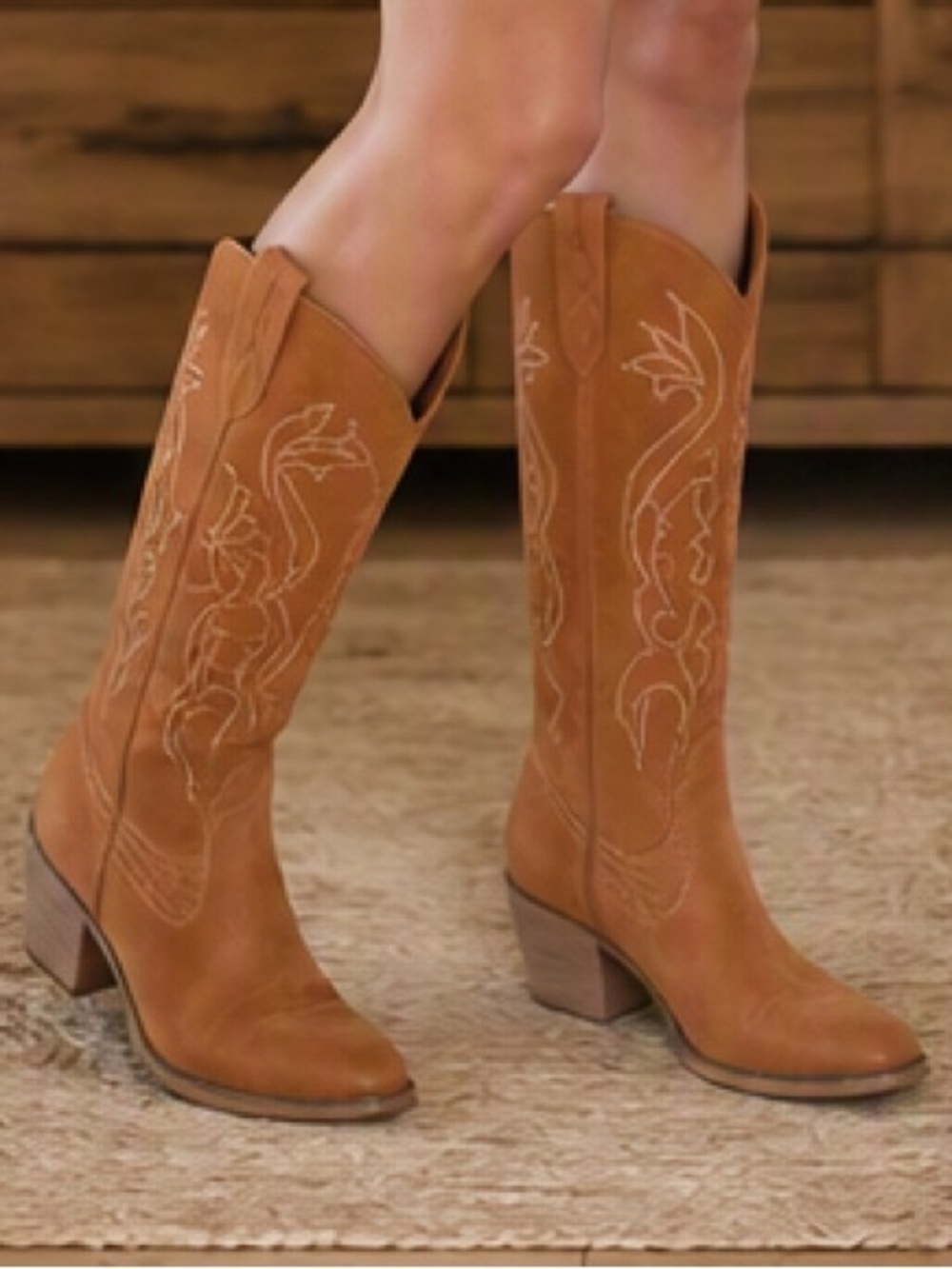 NWOT Tan Stitch Detail Block Heel Boots | Fall Riding Style Sz.7